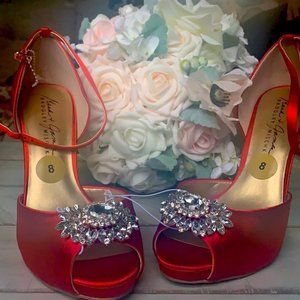 NWOT Mark & James Badgley Miscka Peep Toe Heels Red
